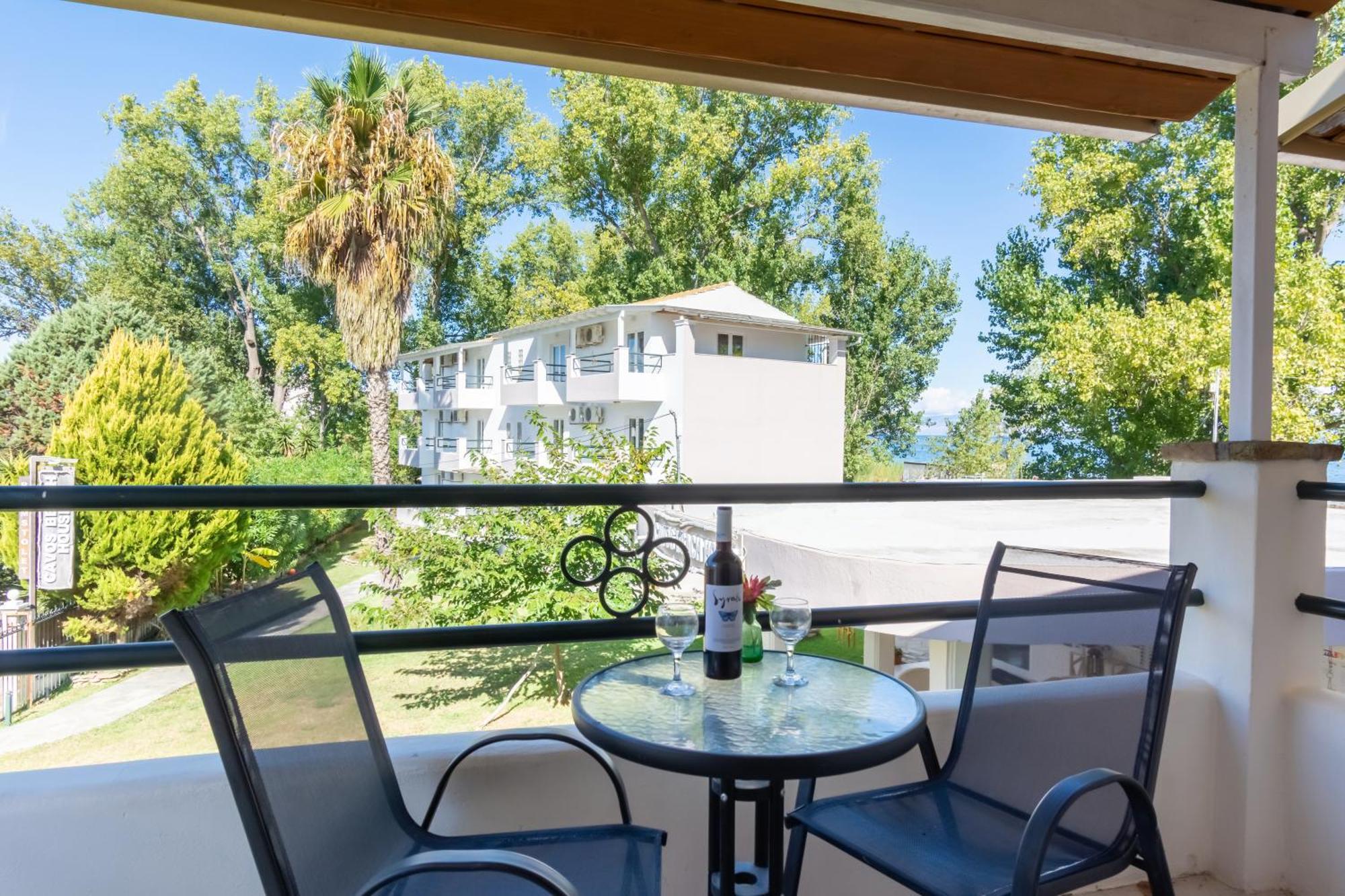 Cavos Beach House Kávos Exterior photo