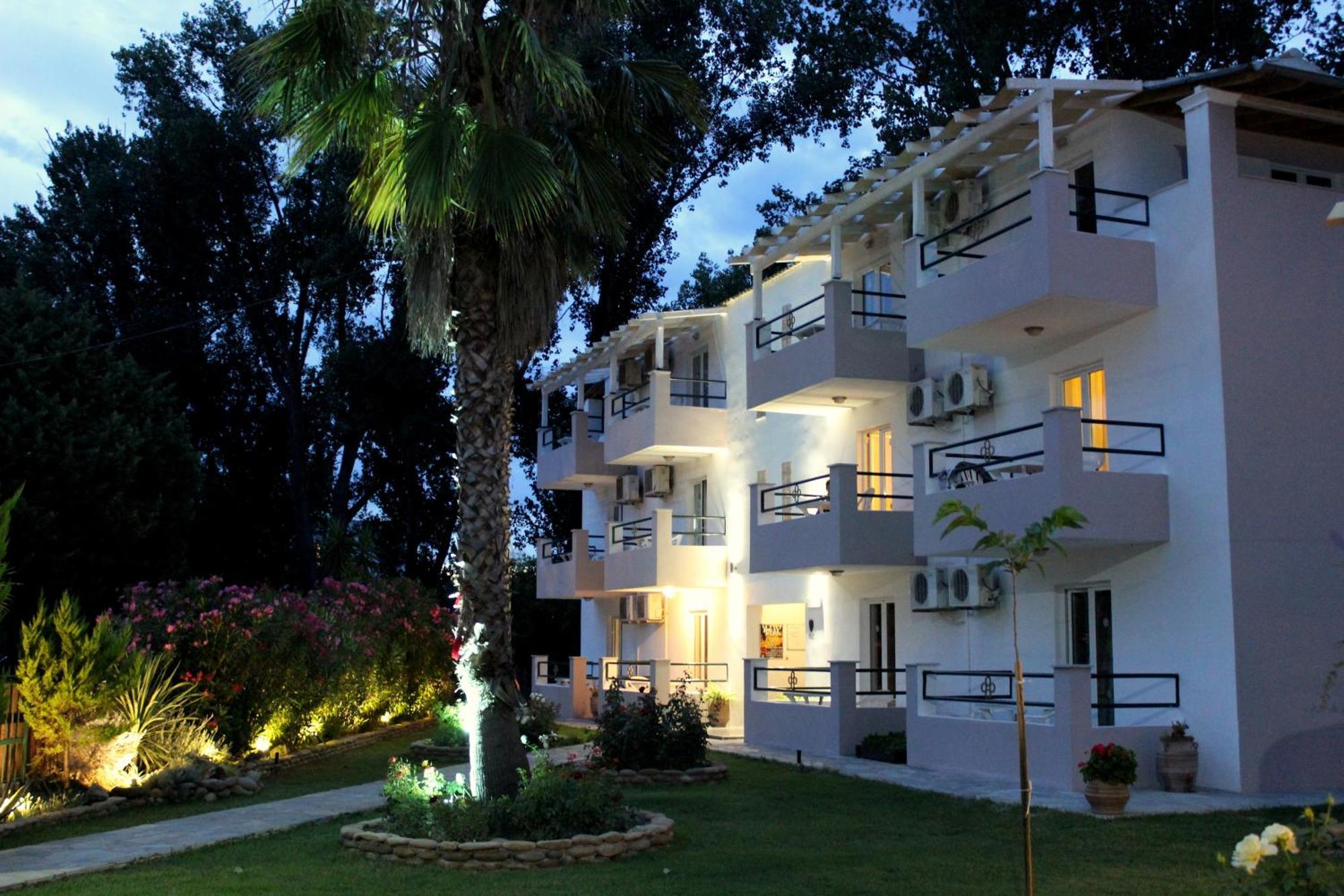 Cavos Beach House Kávos Exterior photo